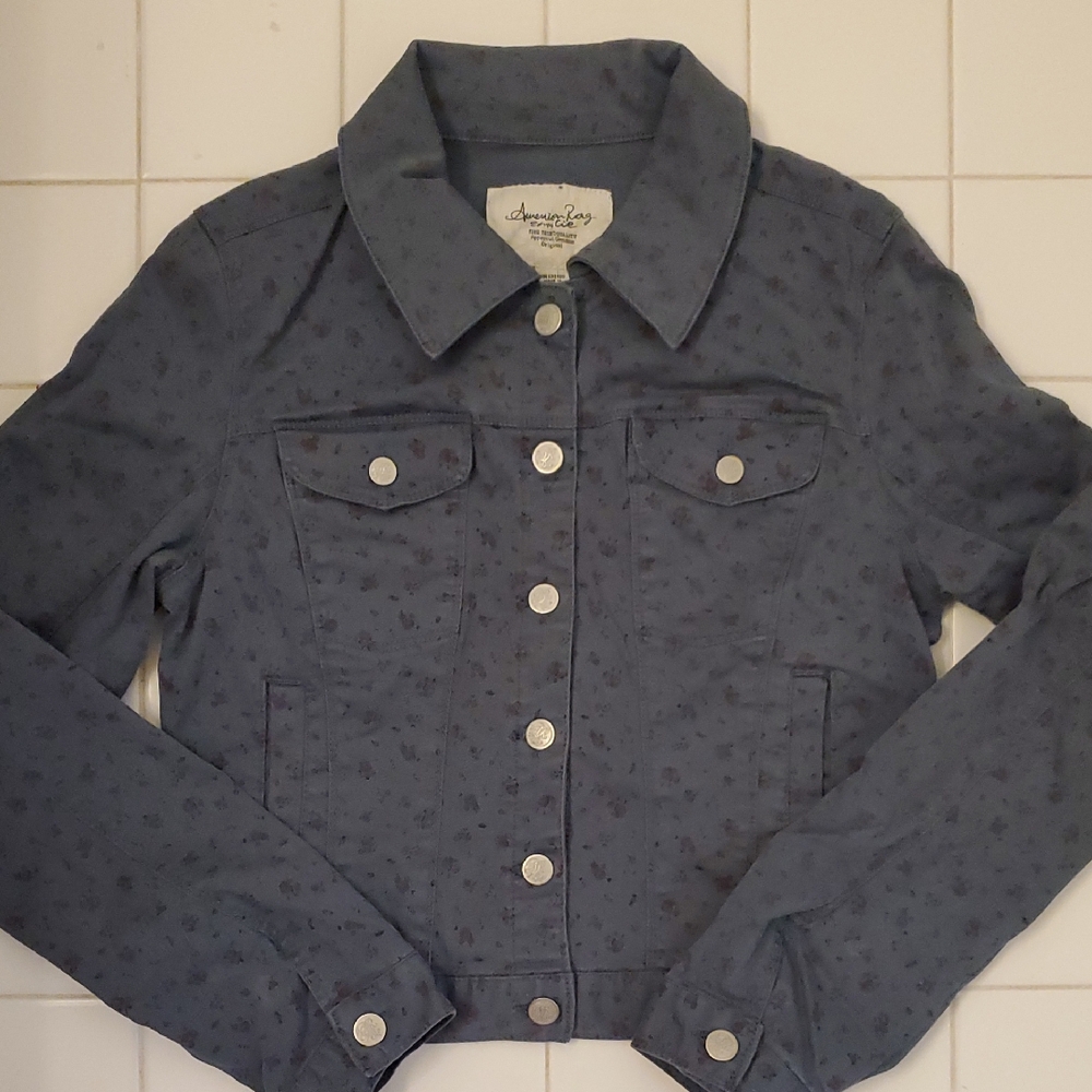 Denim Jacket with floral pattern